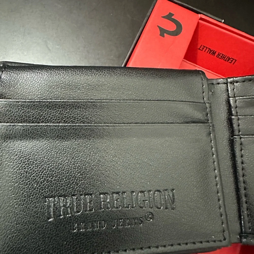 🆕True Religion Leather Wallet